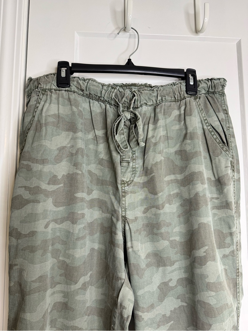 Knox Rose Camo Jogger - Picture 2 of 6